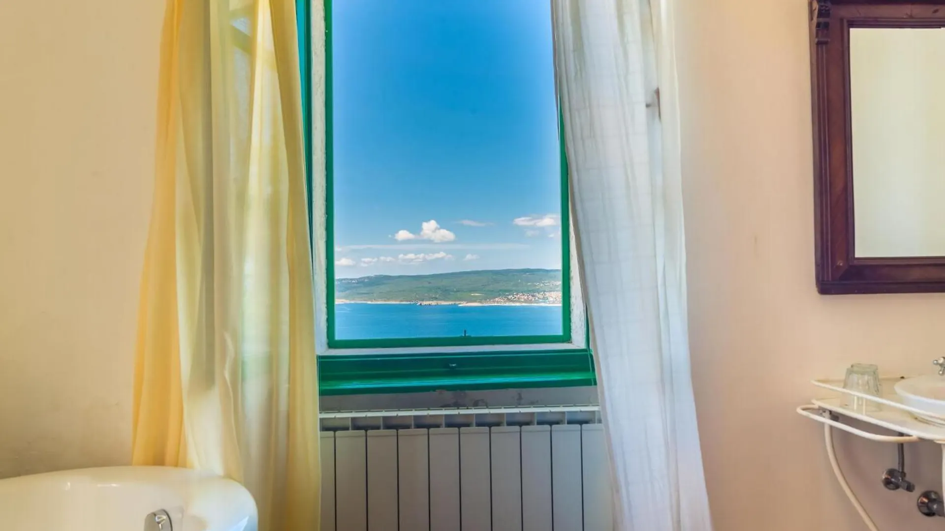 Villa Milka Mit Pool Fuer 2 Personen Und 2 Kinder Crikvenica Holiday home